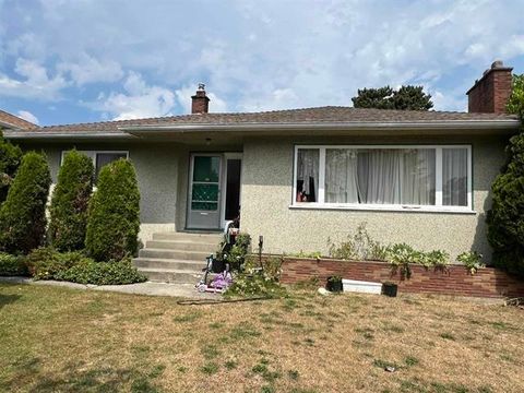 4881 Highlawn Drive Burnaby BC V5C 3T2