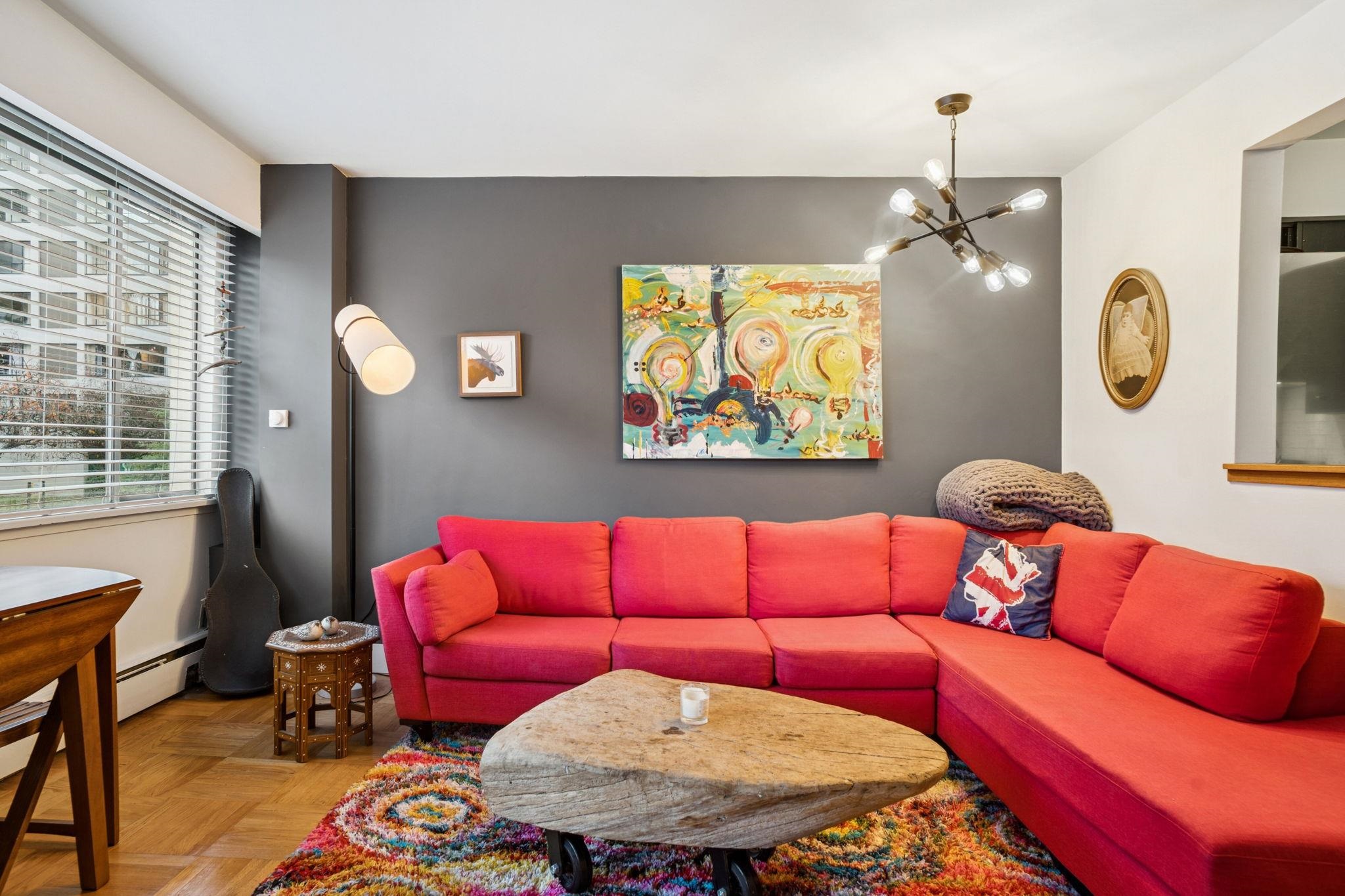 1050 Chilco Street 204