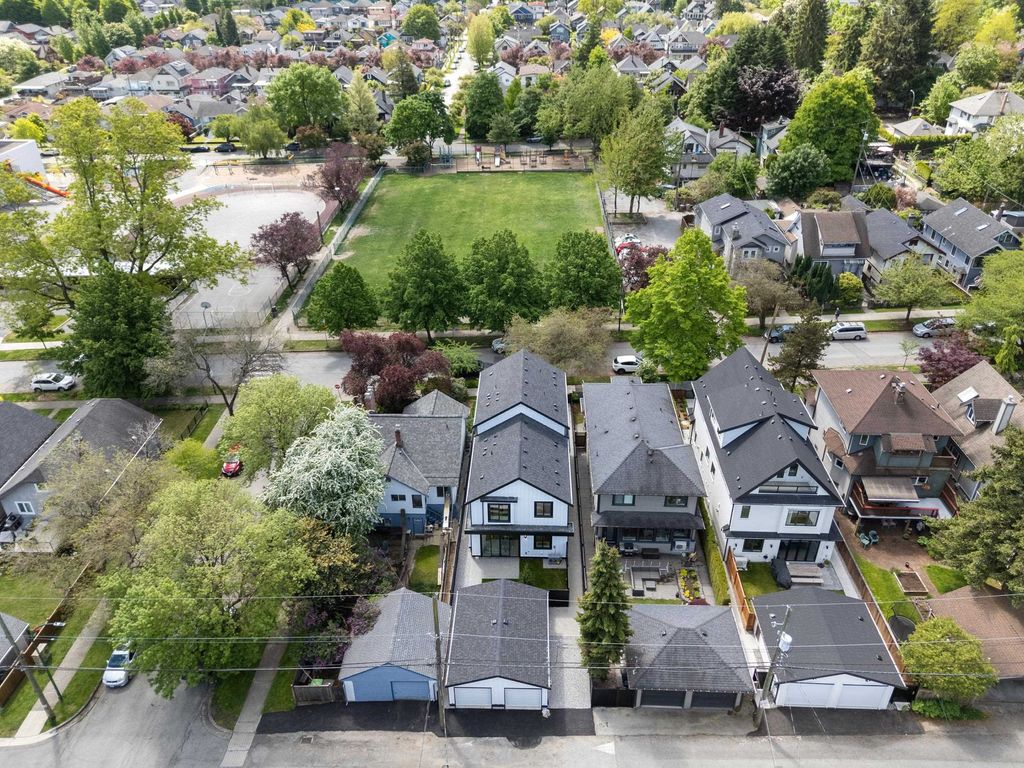listing image 1105693837707330338