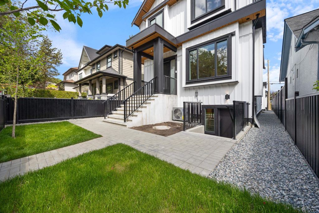 listing image 1102240102697536650