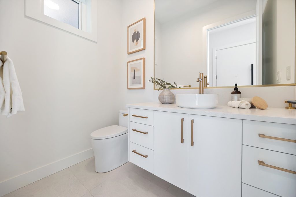 listing image 1105682733125357269