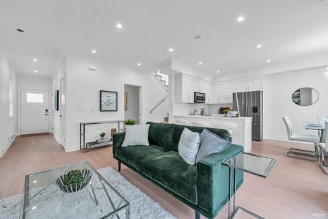 8233 Williams Road 109 Richmond BC V7A 1G4