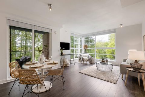 733 W 3rd Street 407 North Vancouver BC V7M 0C8