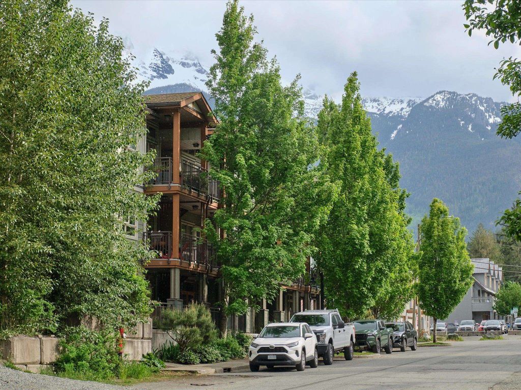 listing image 1103895085553799891