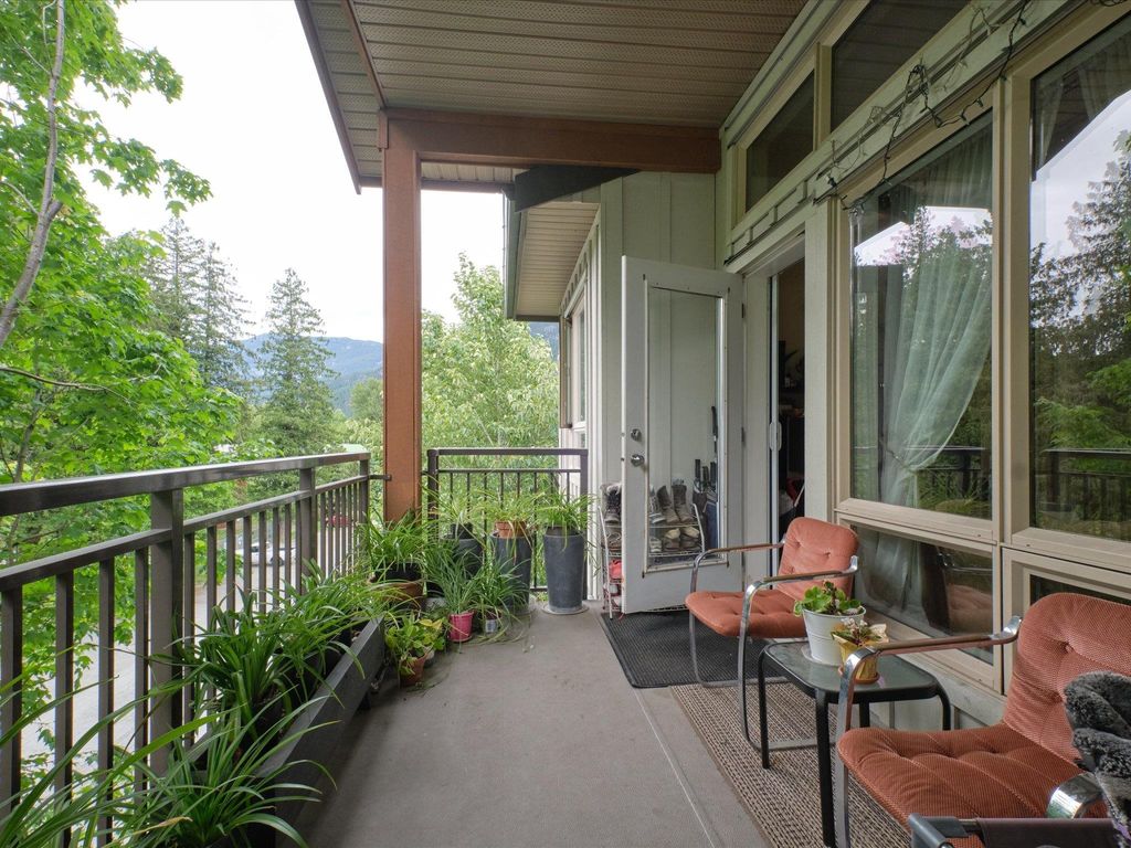 listing image 1109307098318296376