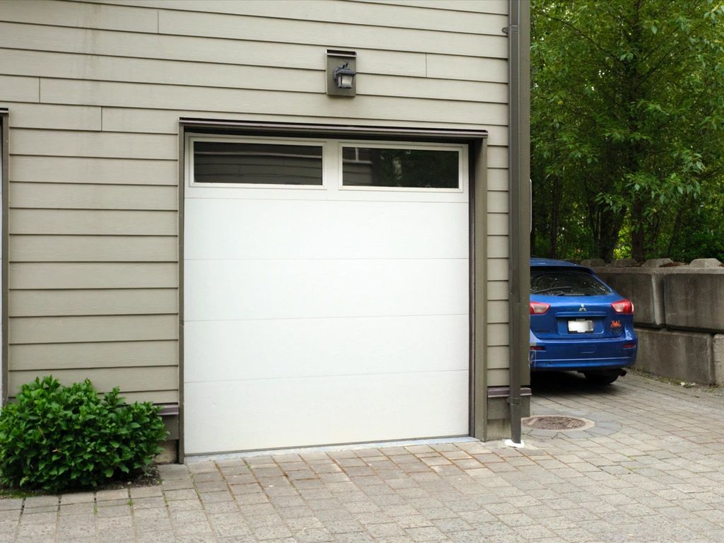 listing image 1102481411795131450