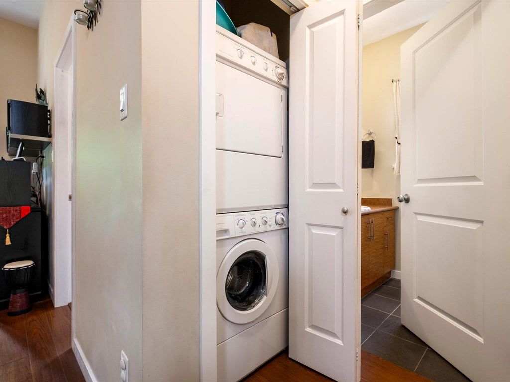 listing image 1100306899606752218