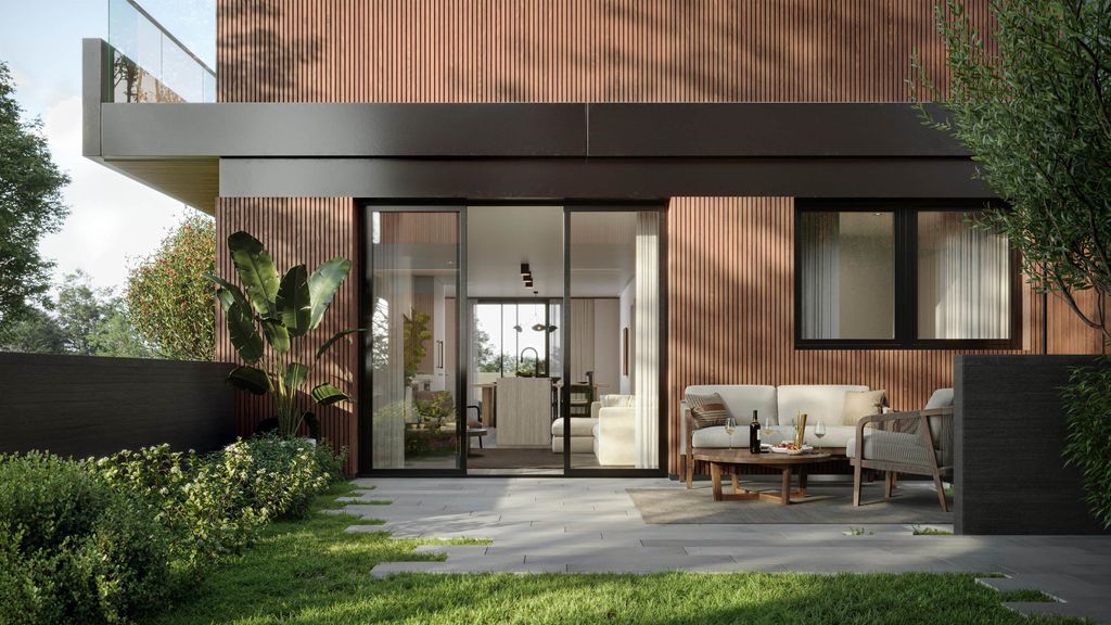 listing image 1100543135421693195