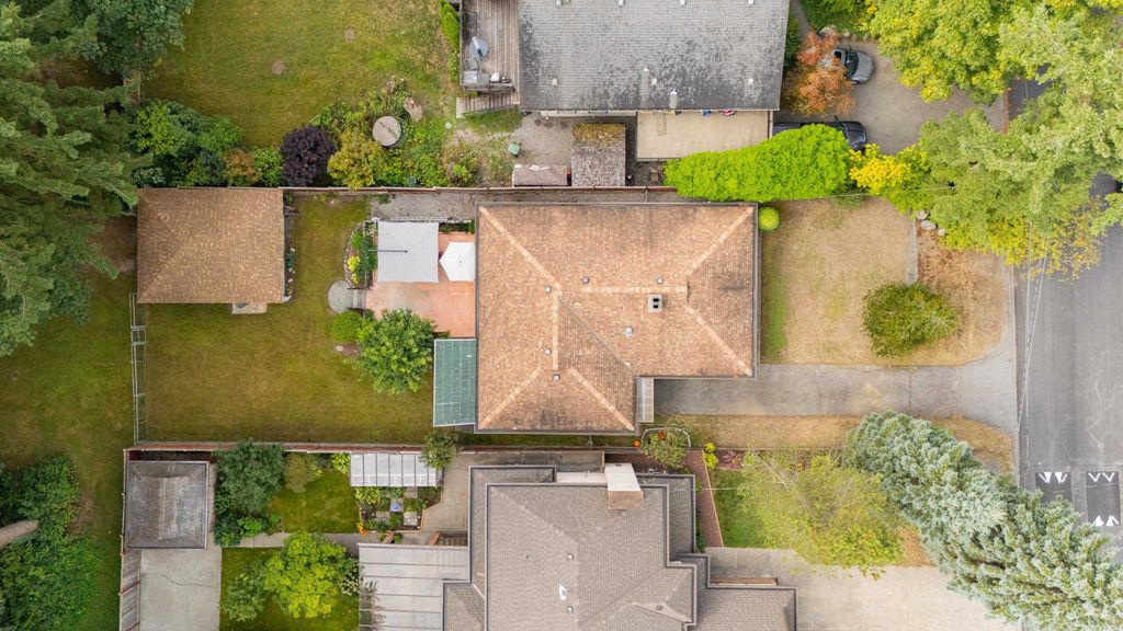 listing image 1102625570684982278