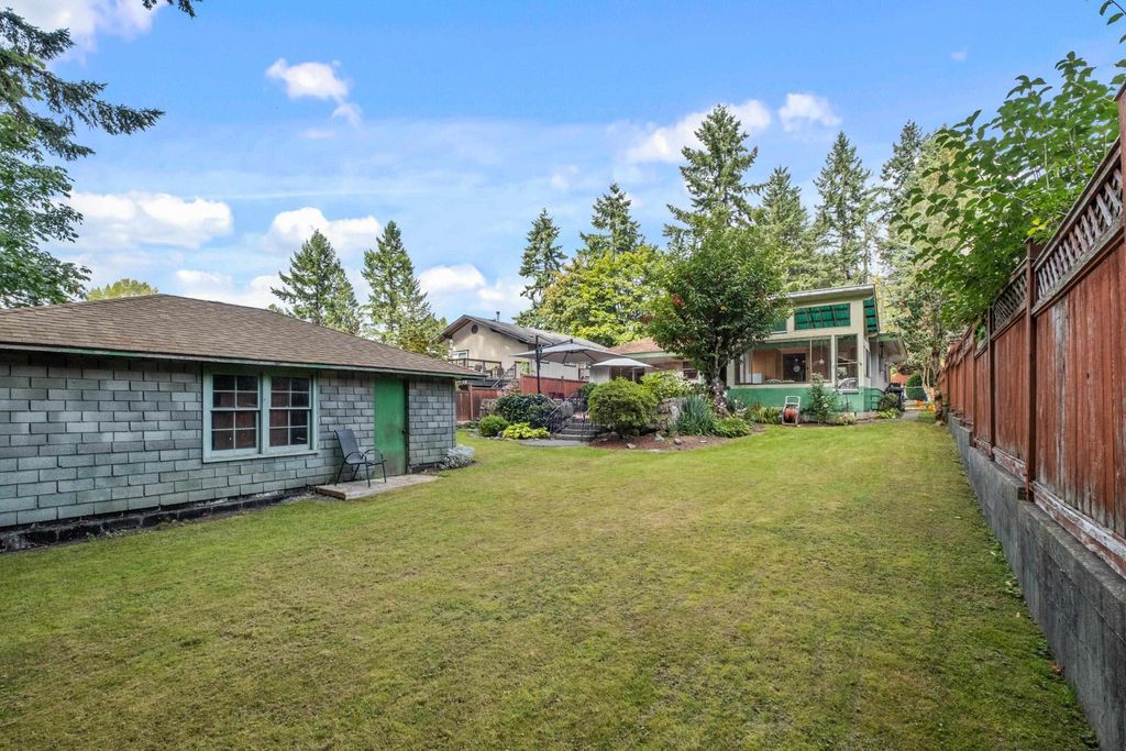 listing image 1100140555293966959