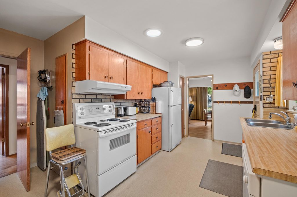 listing image 1103233805469190485