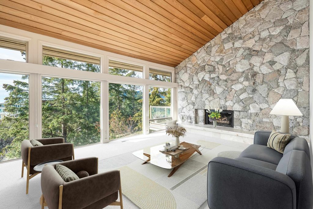 listing image 1106232187658247228