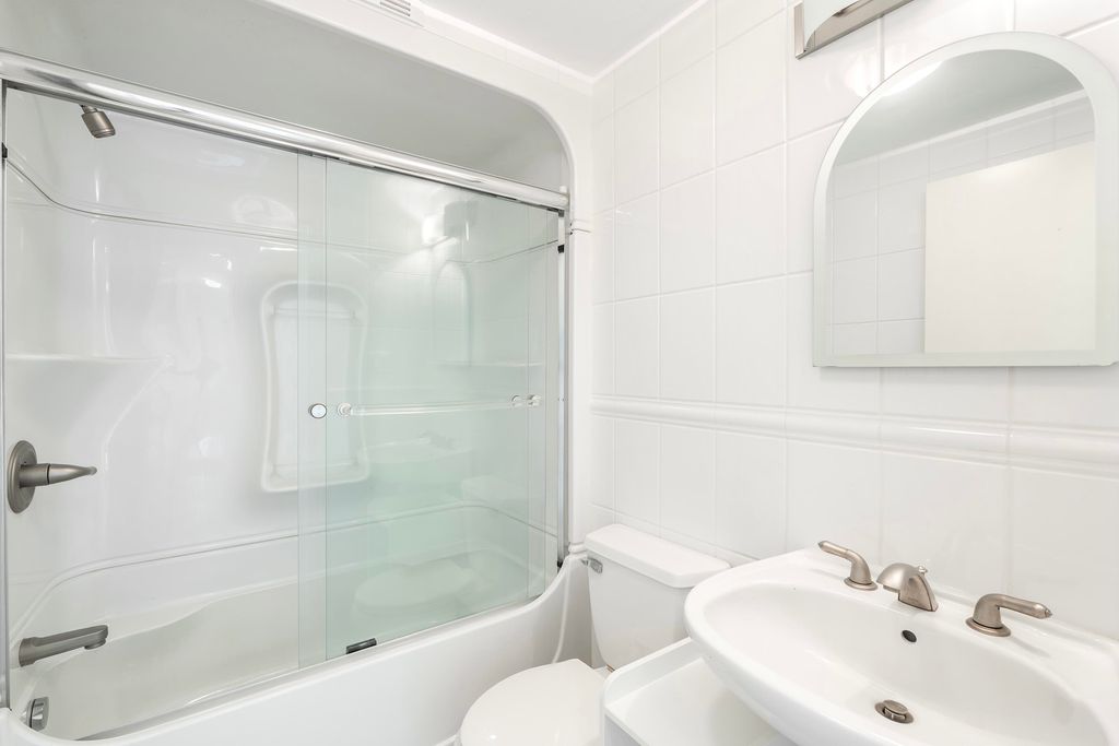 listing image 1107822737995621322