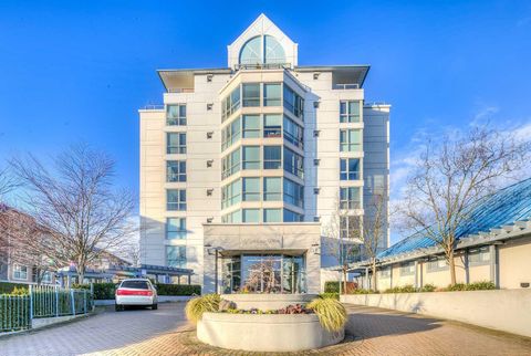 5860 Dover Crescent 307 Richmond BC V7C 5S6