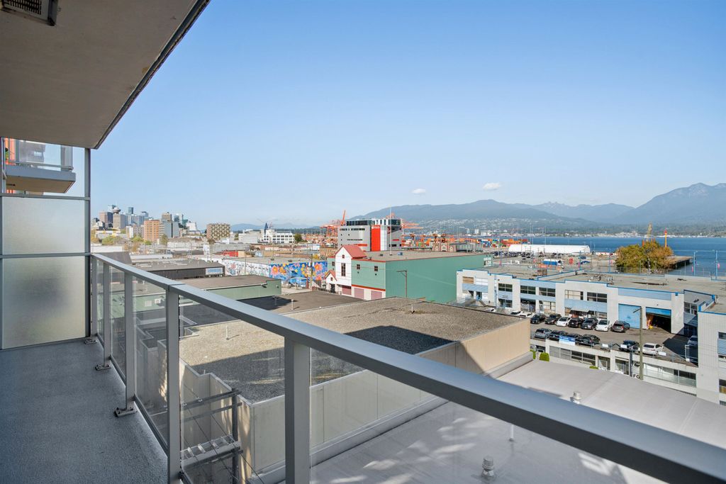 listing image 1104513360966499229
