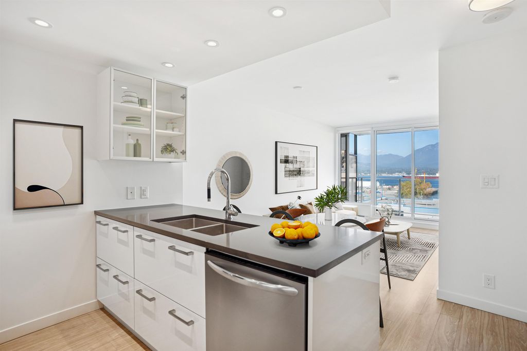 listing image 1108314009368840720