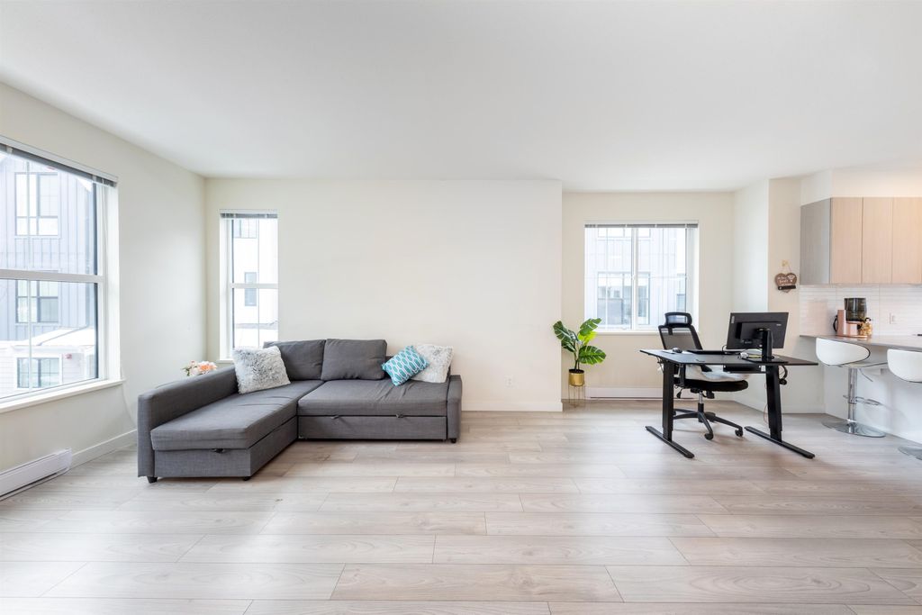 listing image 1109563145790723877