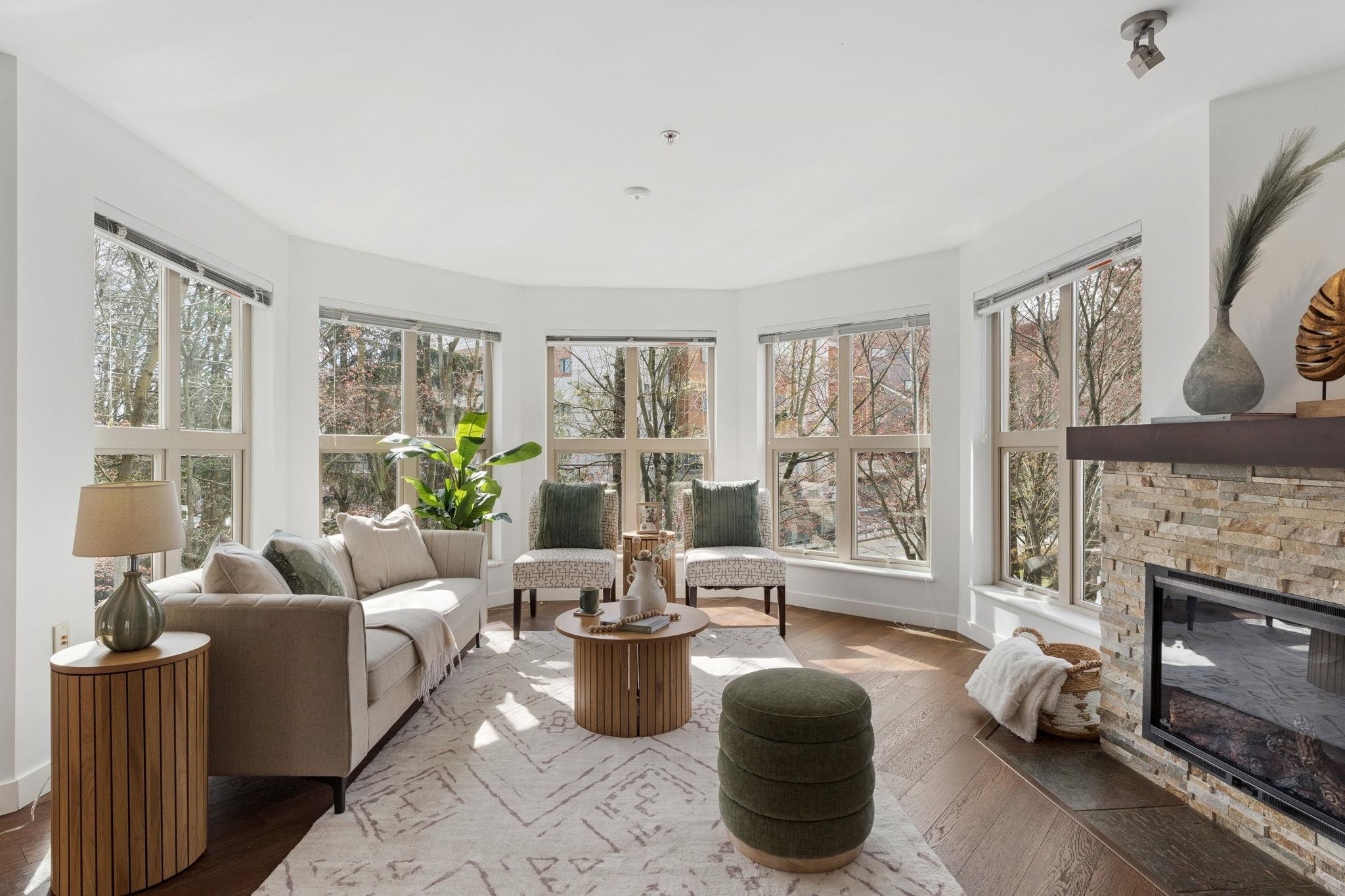 1468 St. Andrews Avenue 206