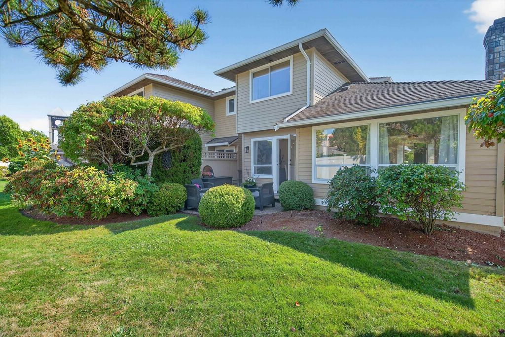 Photo of 15121 19 Avenue #116, Surrey, BC V4A 8J4 (MLS # R3131459)