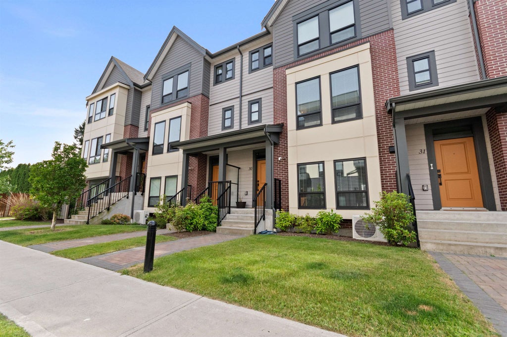 Photo of 45500 Campus Drive #30, Chilliwack, BC V2R 6E9 (MLS # R3154774)