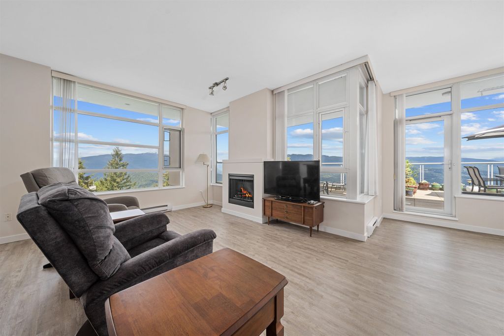 listing image 1100419330730789412