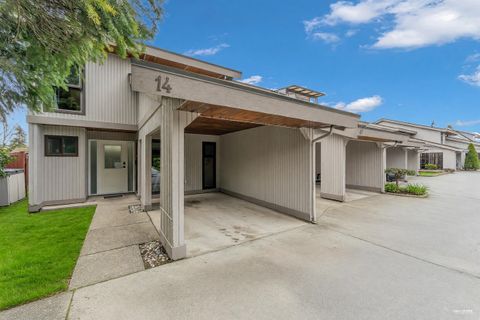 5600 Ladner Trunk Road 14 Delta BC V4K 1X4