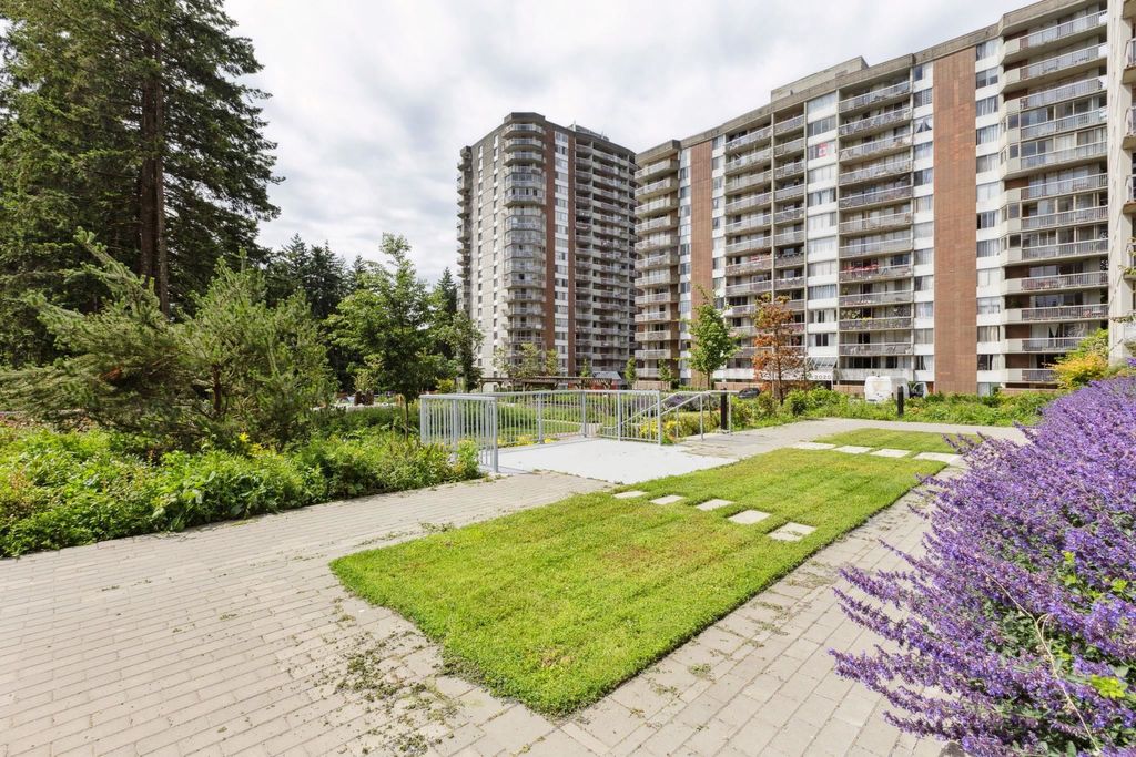 listing image 1104575104831349012