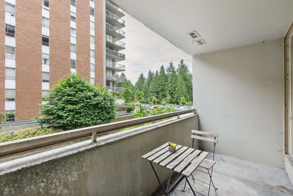 listing image 1109259509626845357