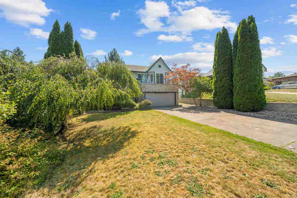 Photo of 23190 122 Avenue, Maple Ridge, BC V2X 0P9 (MLS # R3156892)