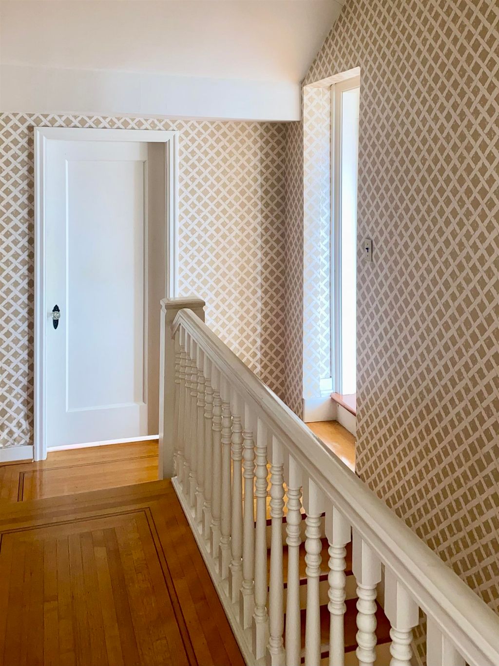 listing image 1104094451849629204