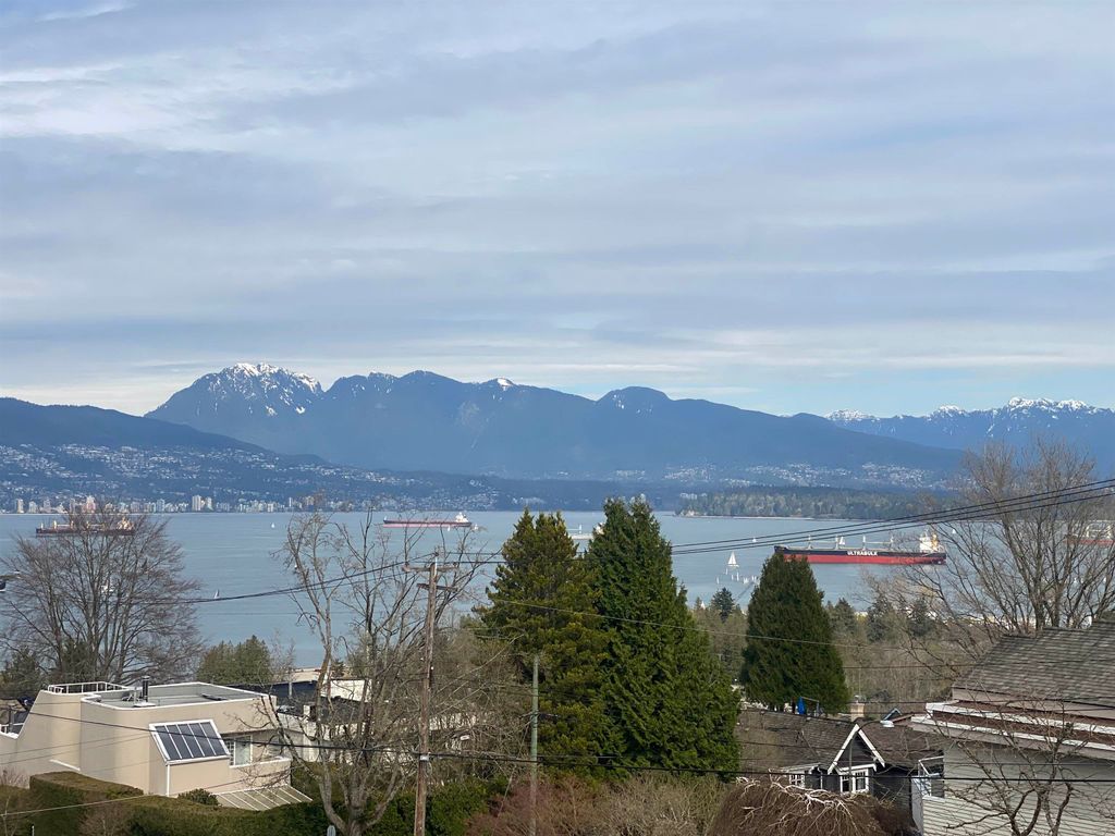 listing image 1106437747601995248