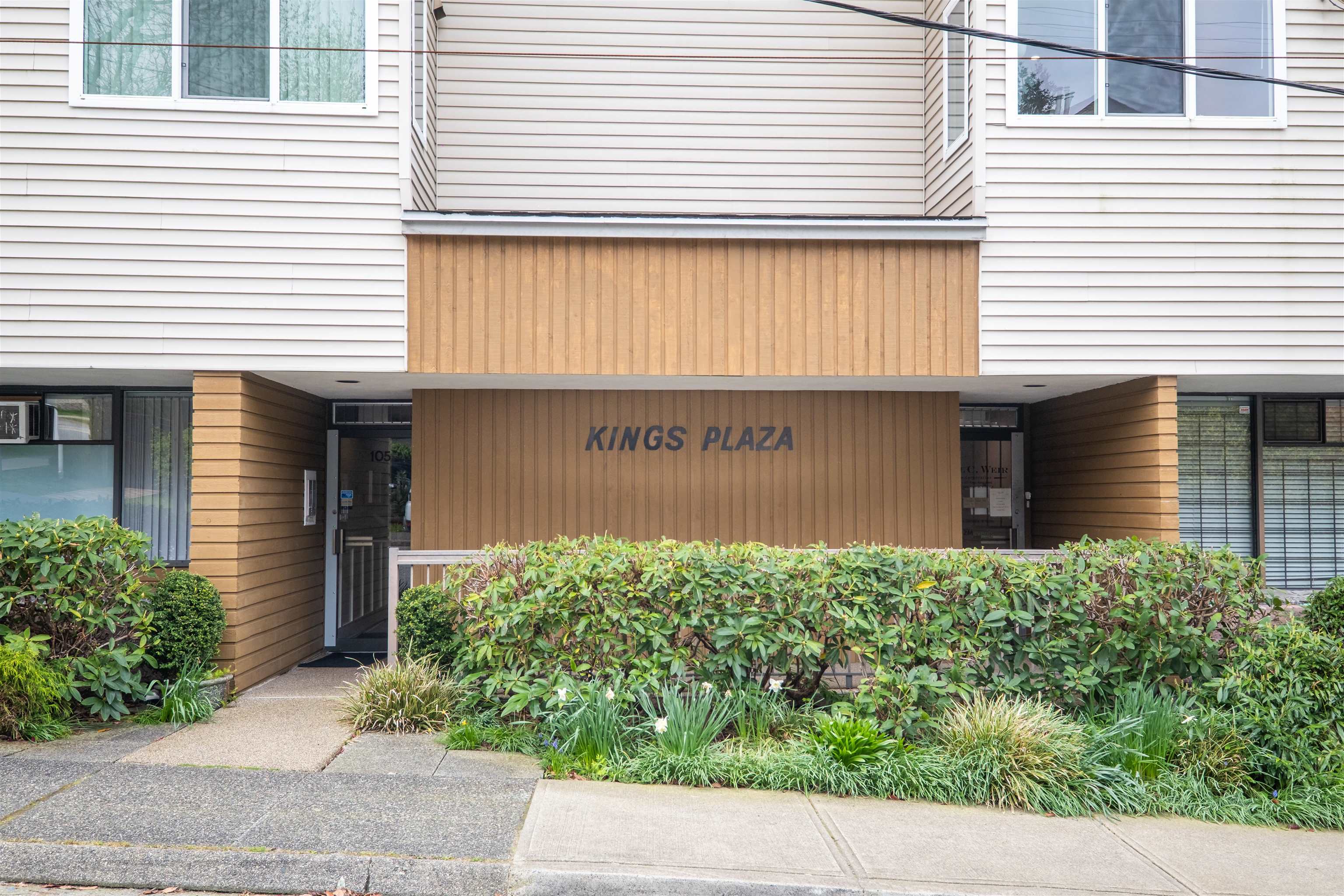 105 W Kings Road 104