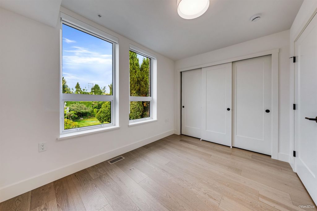listing image 1101589974236734781