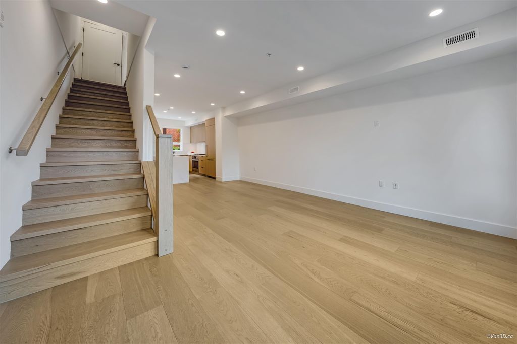 listing image 1108754222260223087