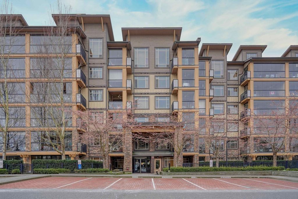 Photo of 8067 207 Street #207, Langley, BC V2Y 0N9 (MLS # R3126045)