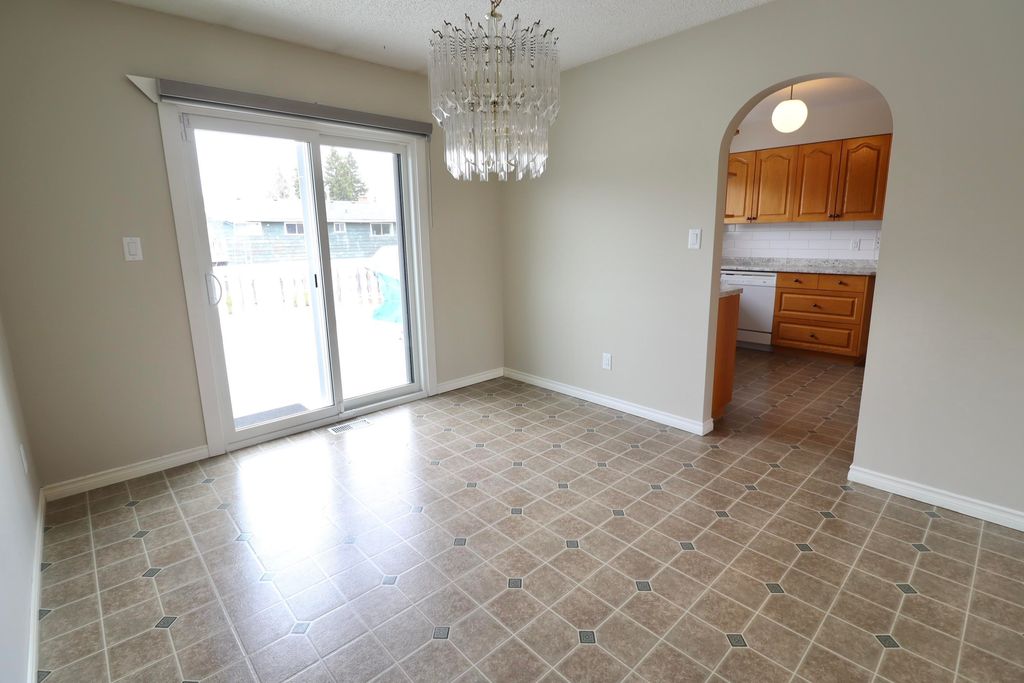 listing image 1101109358390934192
