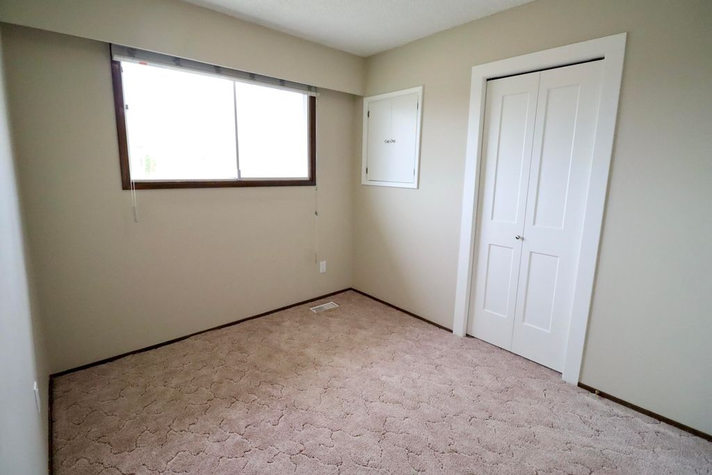 listing image 1109023036004669888