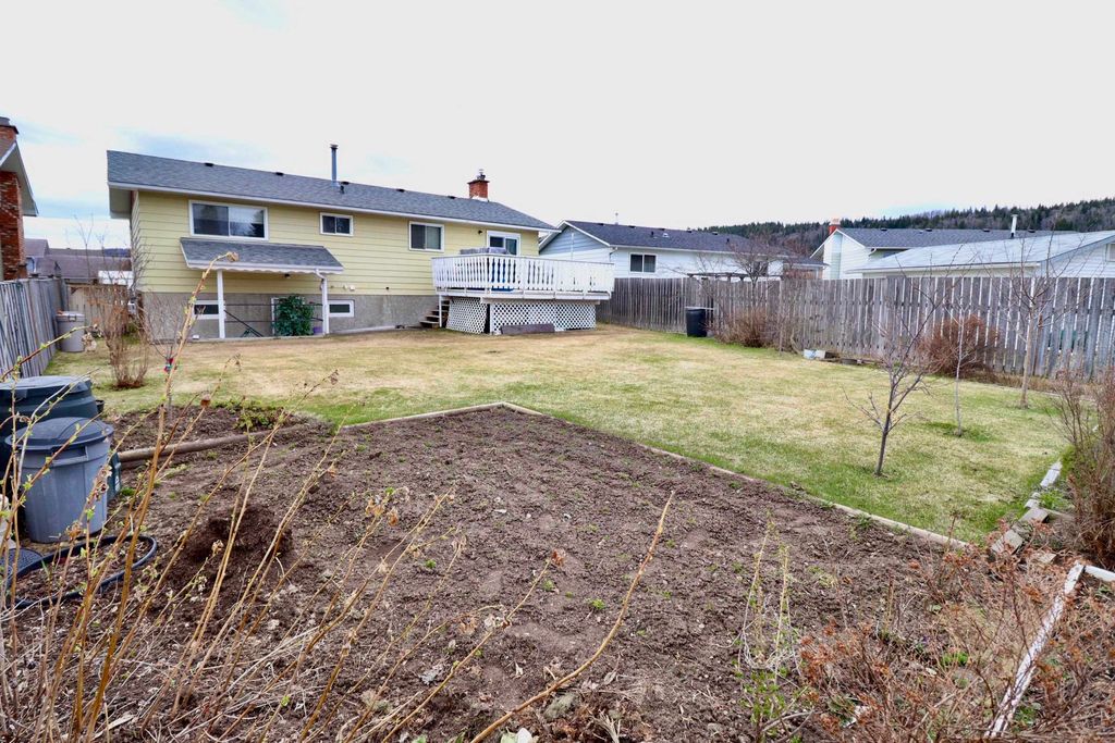 listing image 1107914278464930382