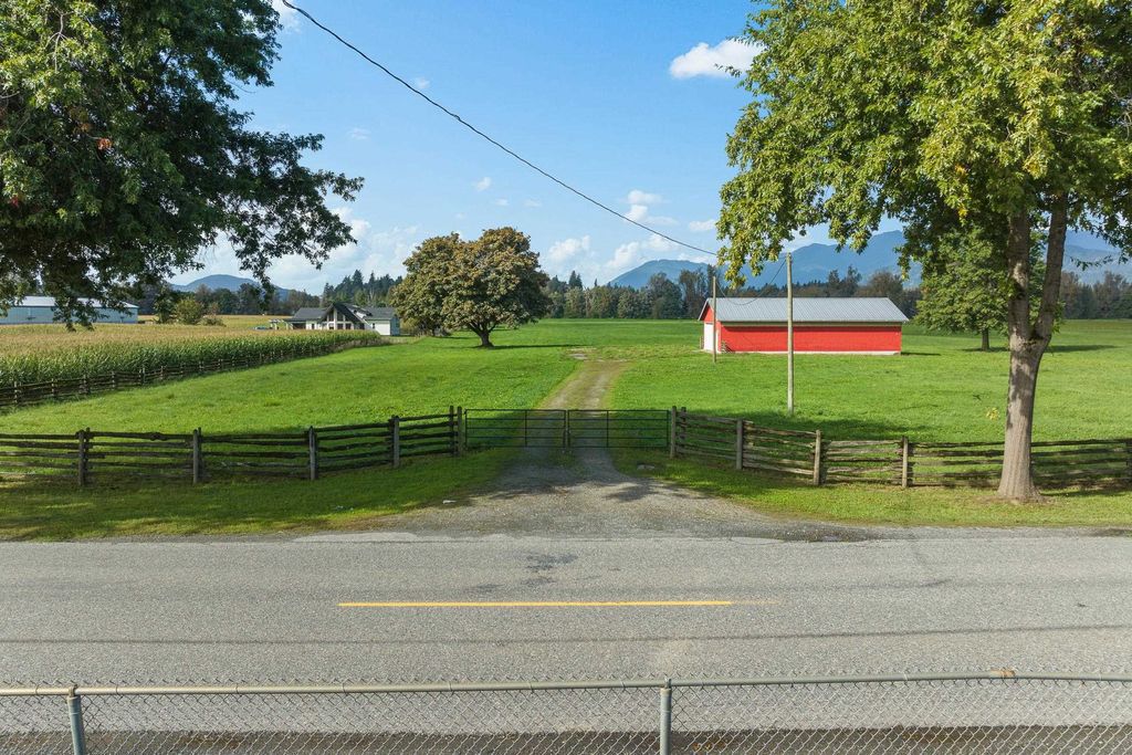 Photo of 10125 Reeves Road, Chilliwack, BC V2P 6H4 (MLS # R3111778)