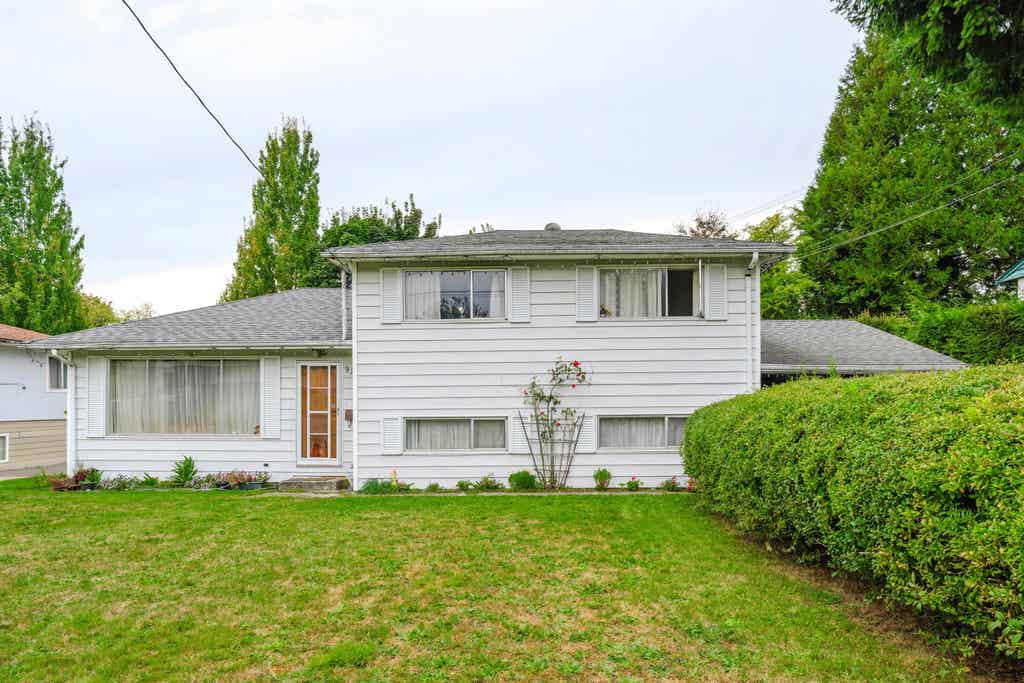 Photo of 9253 137a Street, Surrey, BC V3V 5W8 (MLS # R3136528)