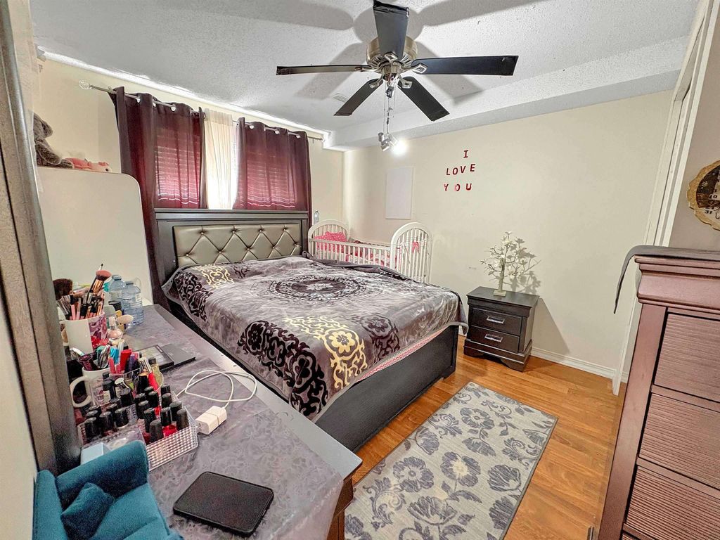 listing image 1107554294409163412