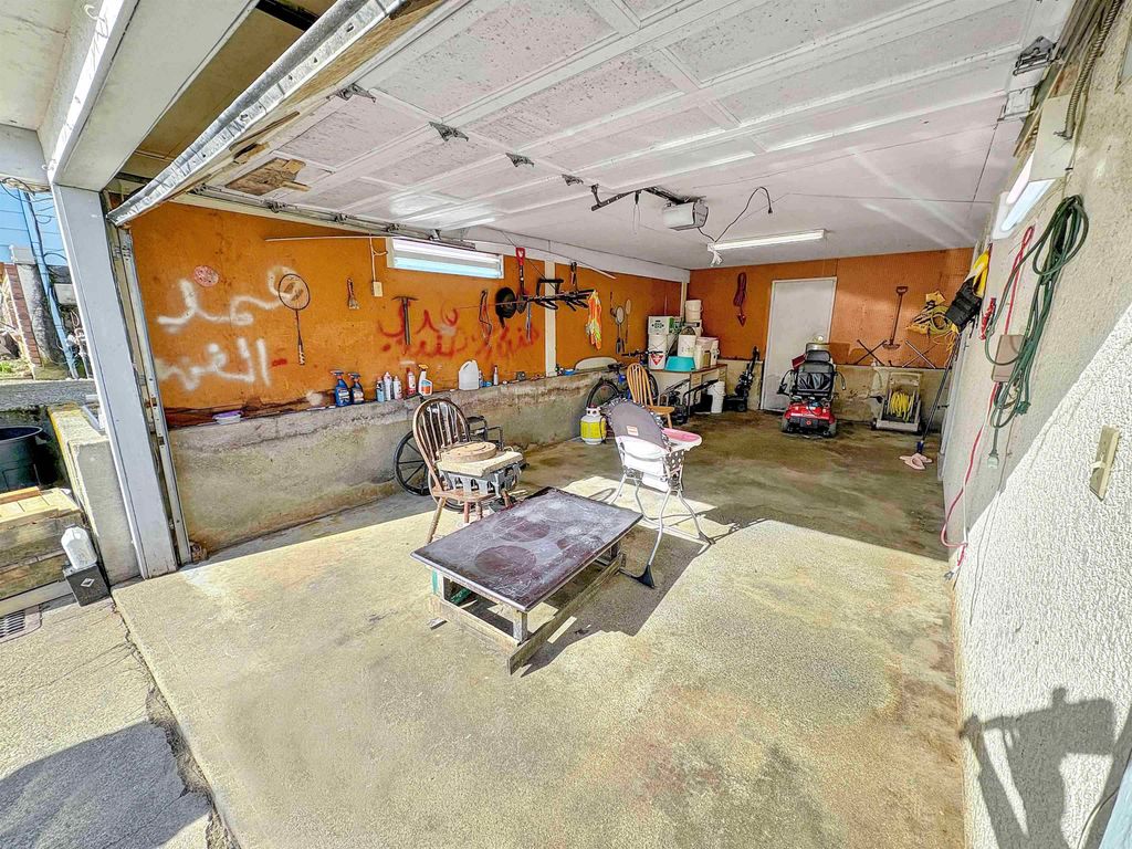 listing image 1104864011279548539