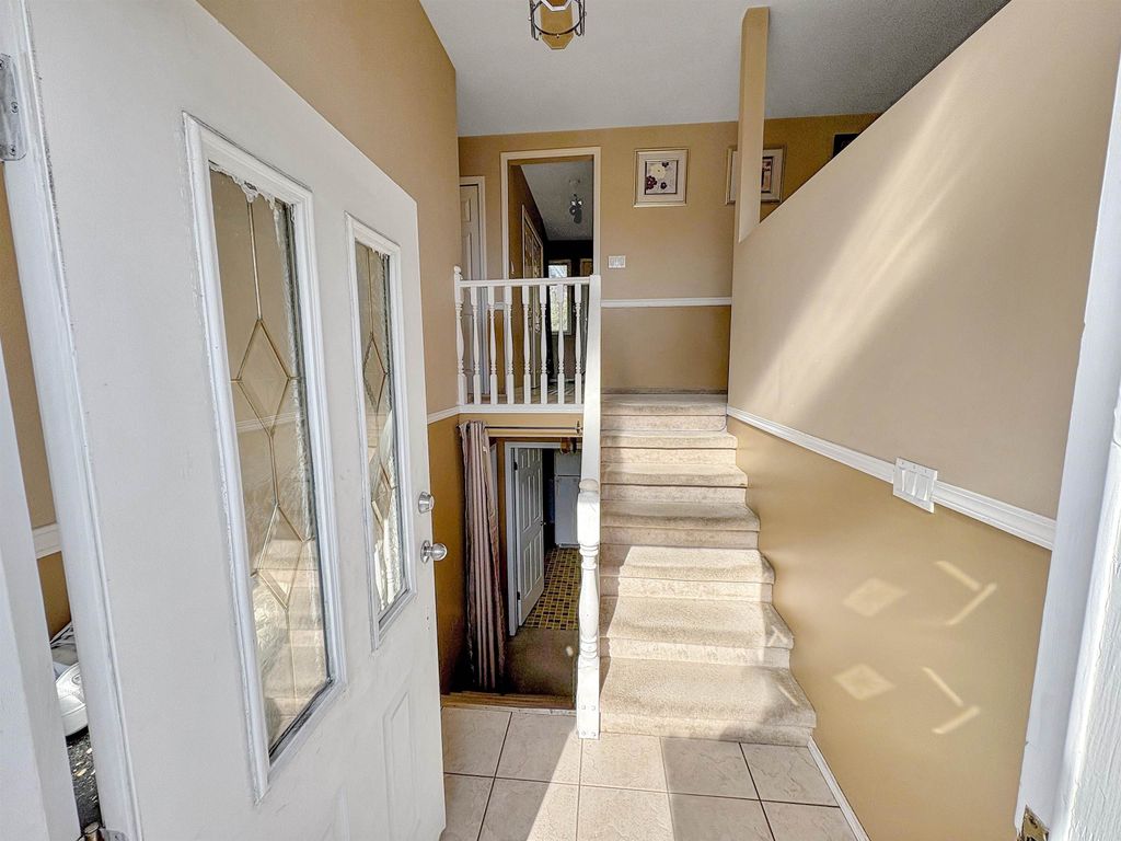 listing image 1108430883020772958