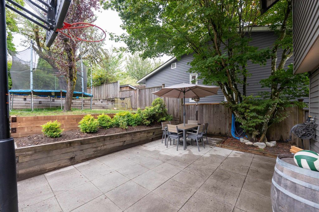 listing image 1101575260070132603