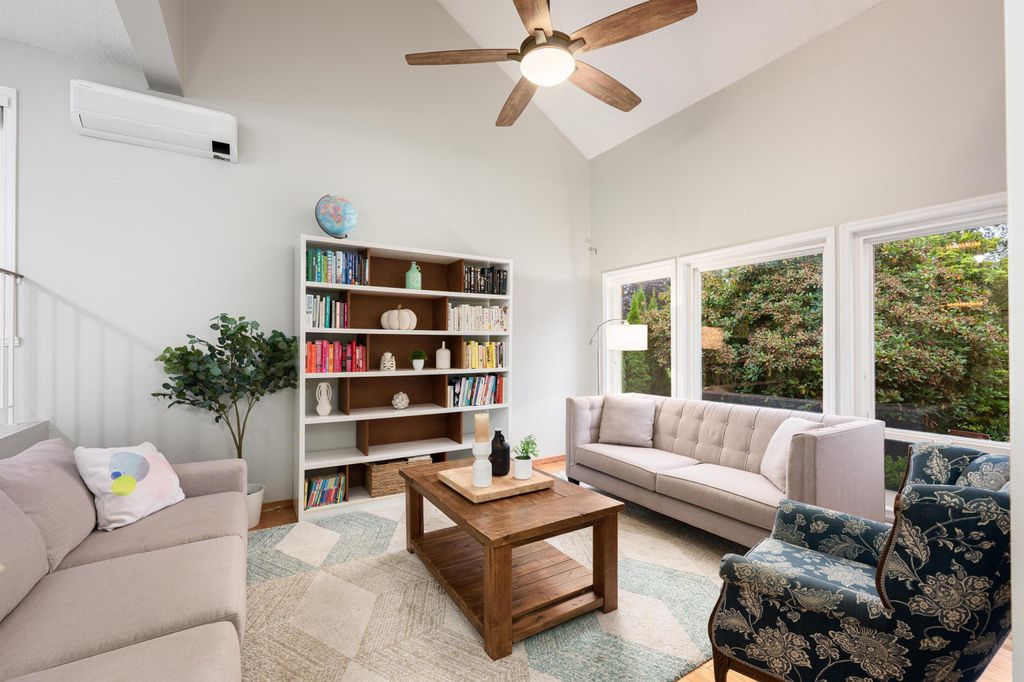 listing image 1105328089877341752