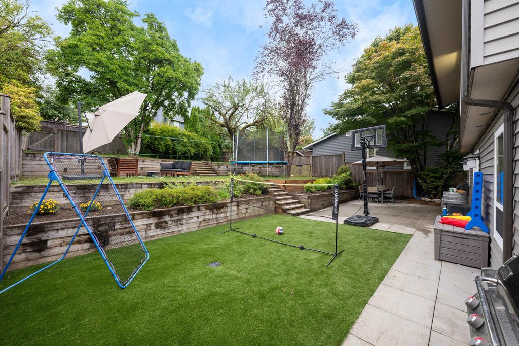 listing image 1105979278760397190