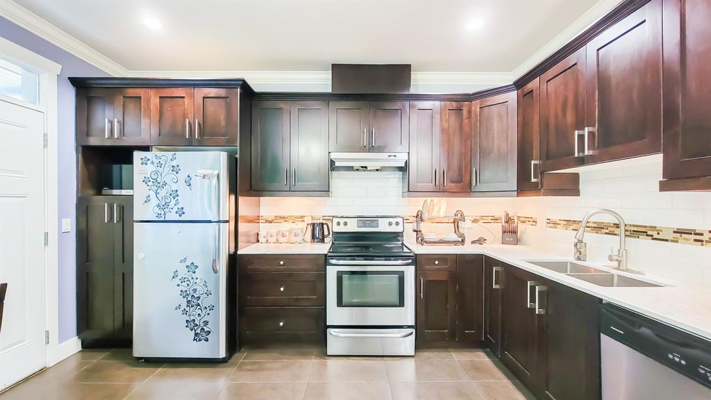 listing image 1108429100782777191