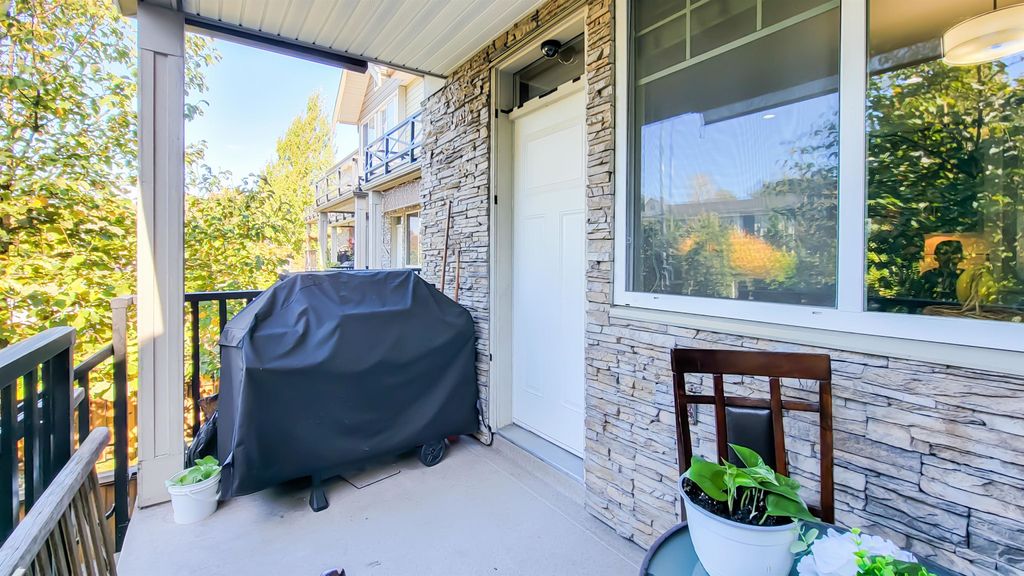 listing image 1104806380785788320