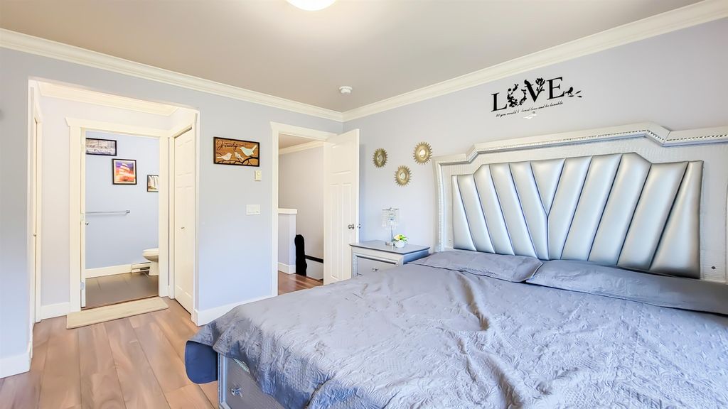 listing image 1109148616728472687