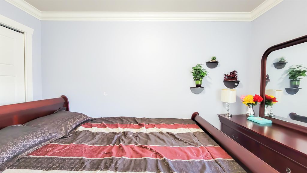 listing image 1104515426129145452